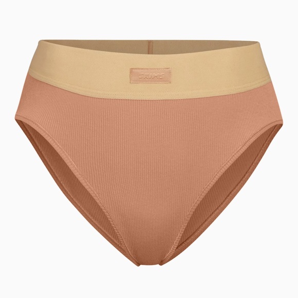 SKIMS Other - SKIMS COTTON RIB BREIFS NEW